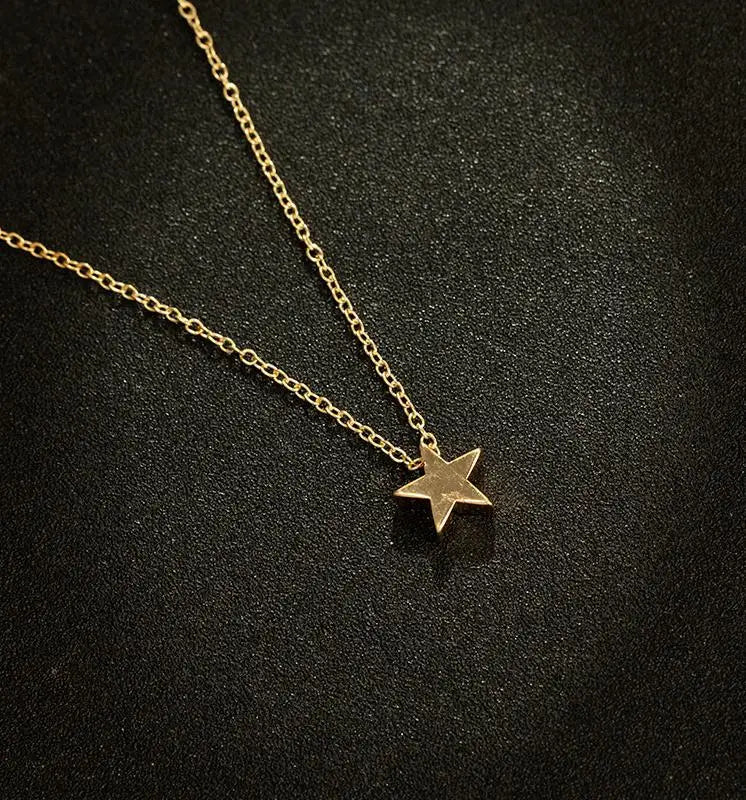 Simple Fashion Ladies Short Clavicle Necklace Fashion