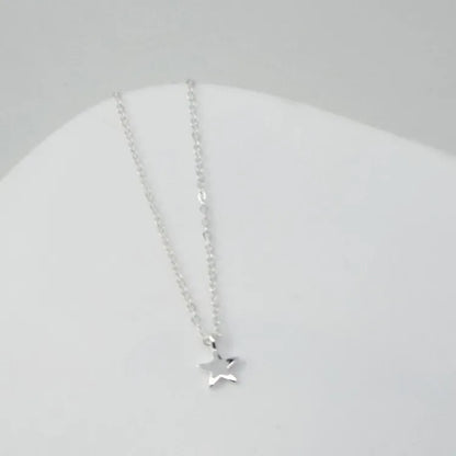 Simple Fashion Ladies Short Clavicle Necklace Fashion