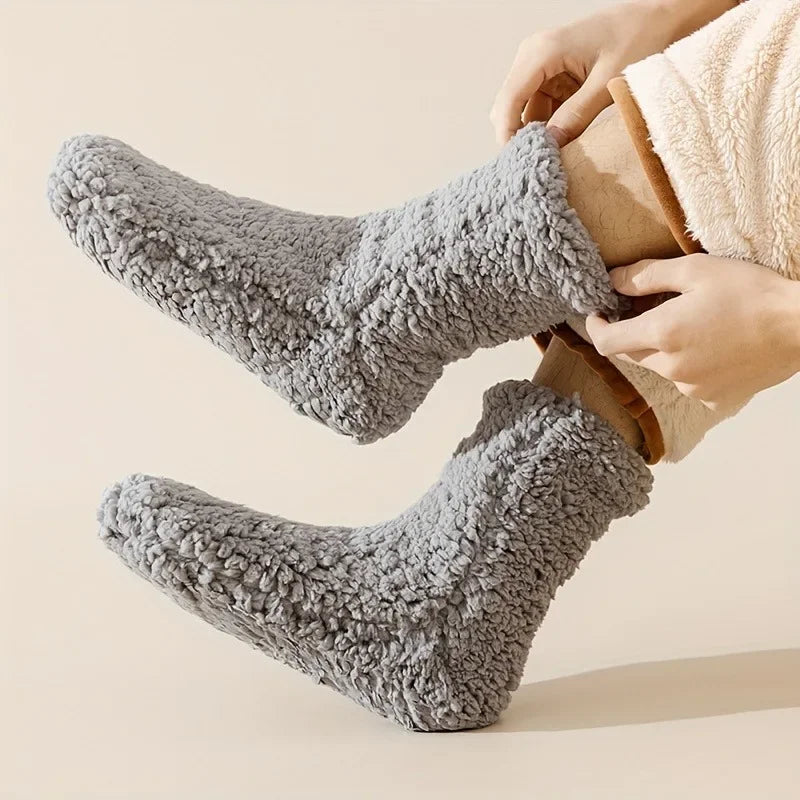 CZHIYAO Winter Velvet Socks with Super Thick Insulation, Anti-Slip