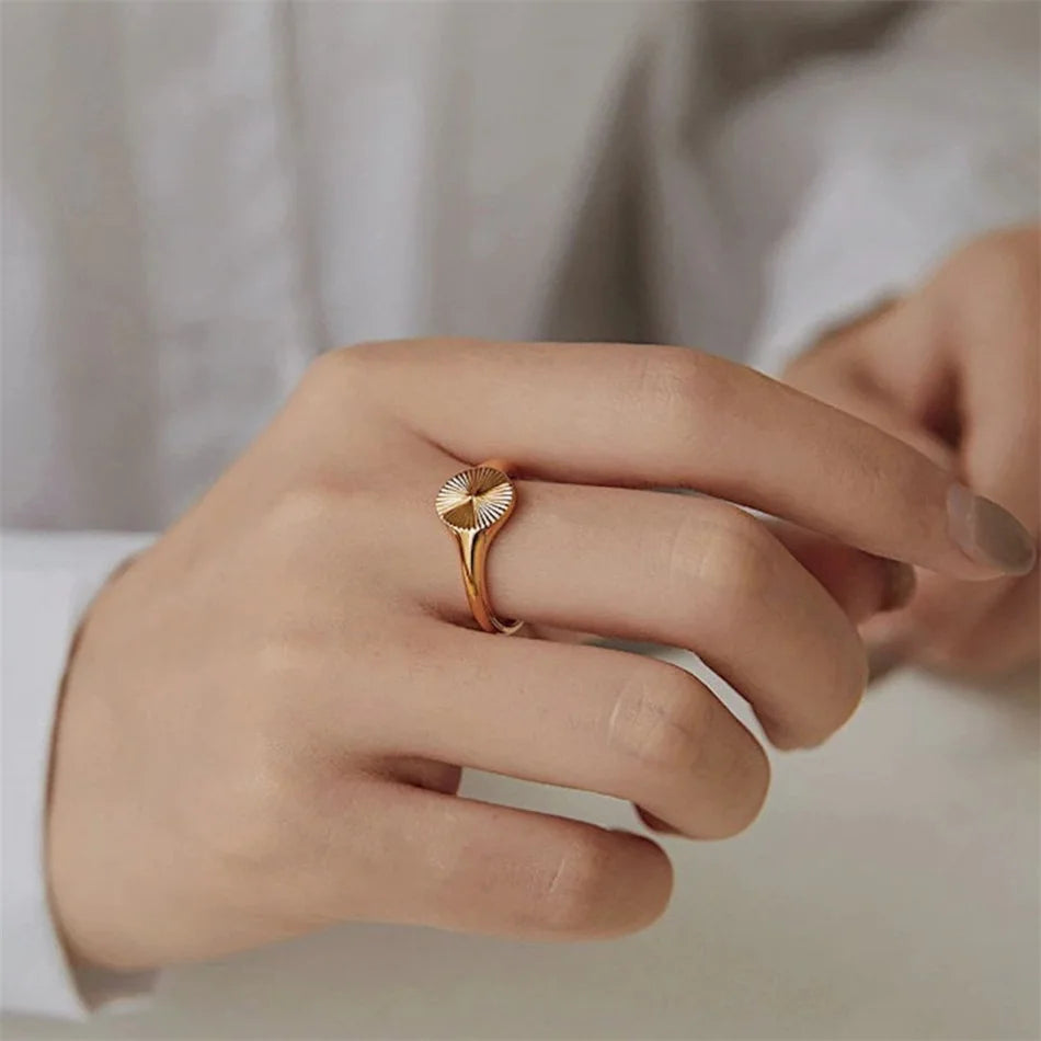 High Quality Wave Rings for Women Minimalist Dainty Rays
