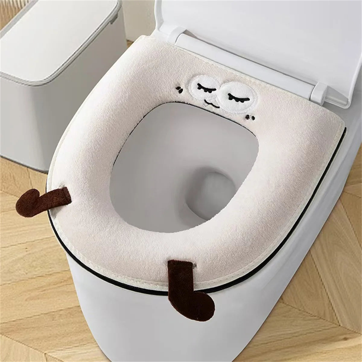 New autumn and winter home cartoon toilet cover plus