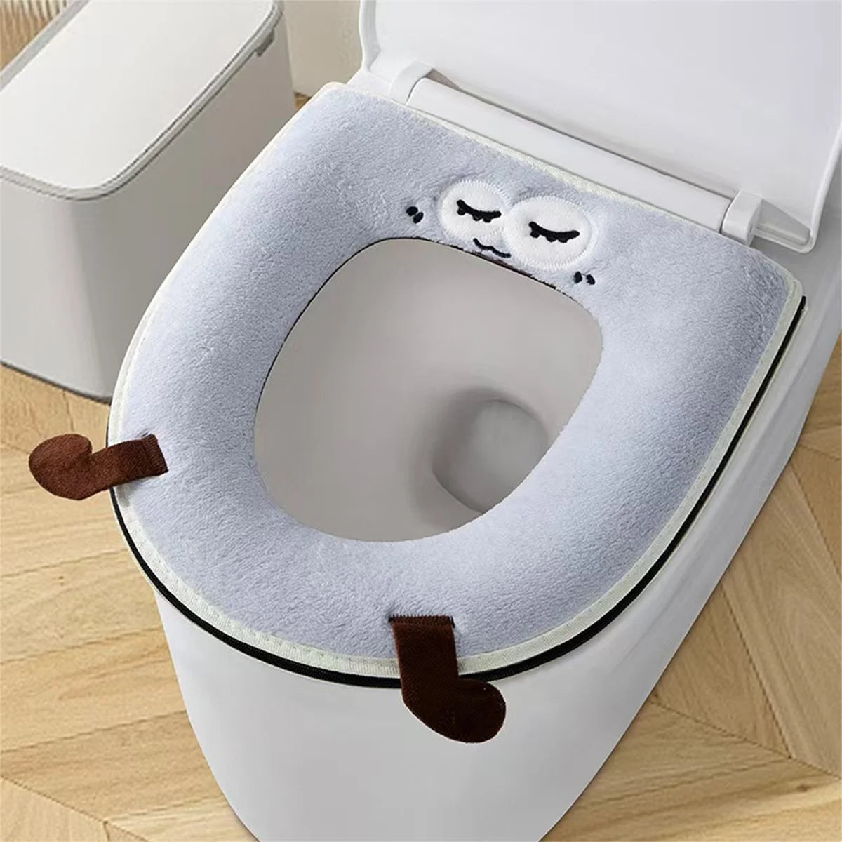 New autumn and winter home cartoon toilet cover plus