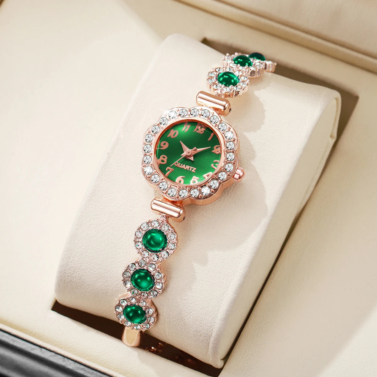 Elegant Rhinestone Bracelet Strap Women Watches Fashion