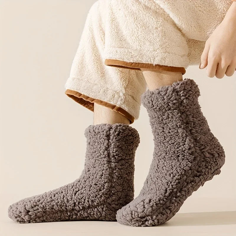 CZHIYAO Winter Velvet Socks with Super Thick Insulation, Anti-Slip