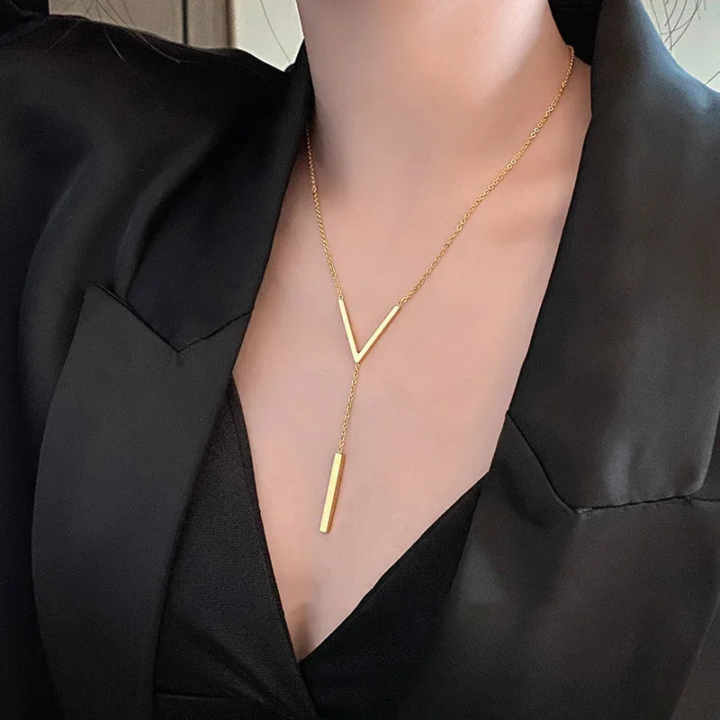 Simple V-shaped Long Sexy Clavicle Necklace Gold Color Long