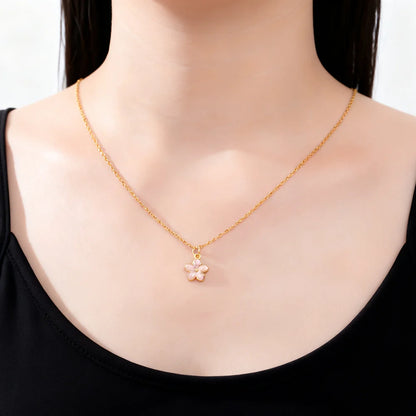 Cazador Plumeria Daisy Mini Flower Necklaces for Women